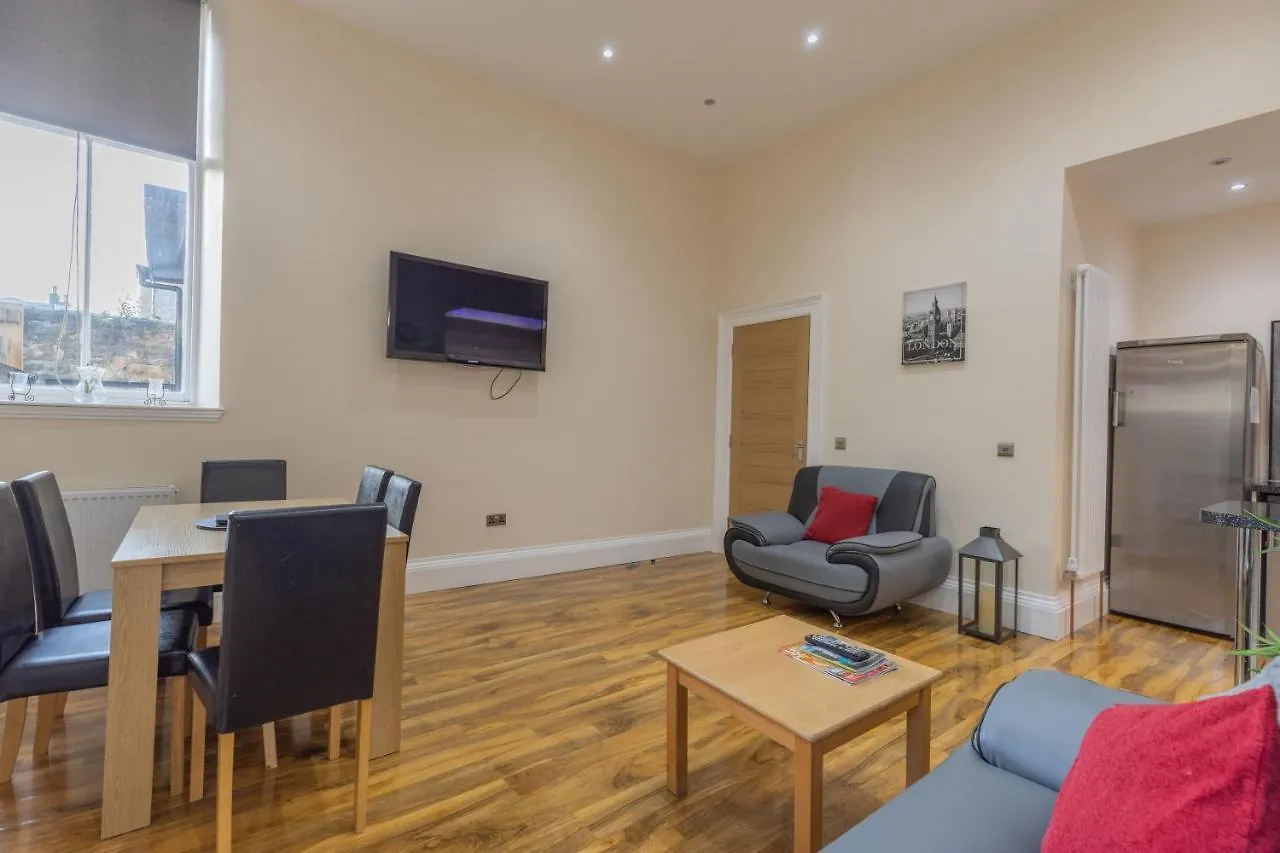 New 3-Bedroom Apartment Close To City Centre Edinburgh
