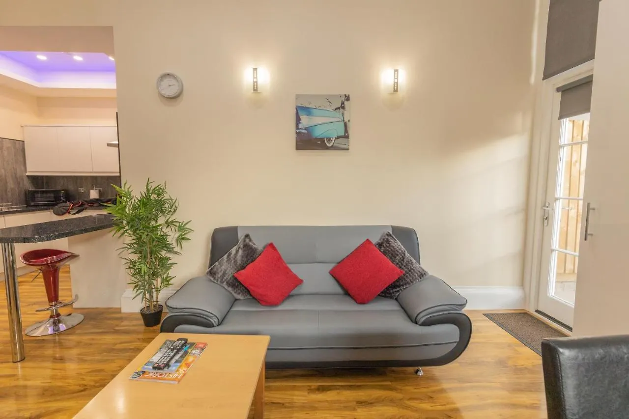 New 3-Bedroom Apartment Close To City Centre Edinburgh United Kingdom