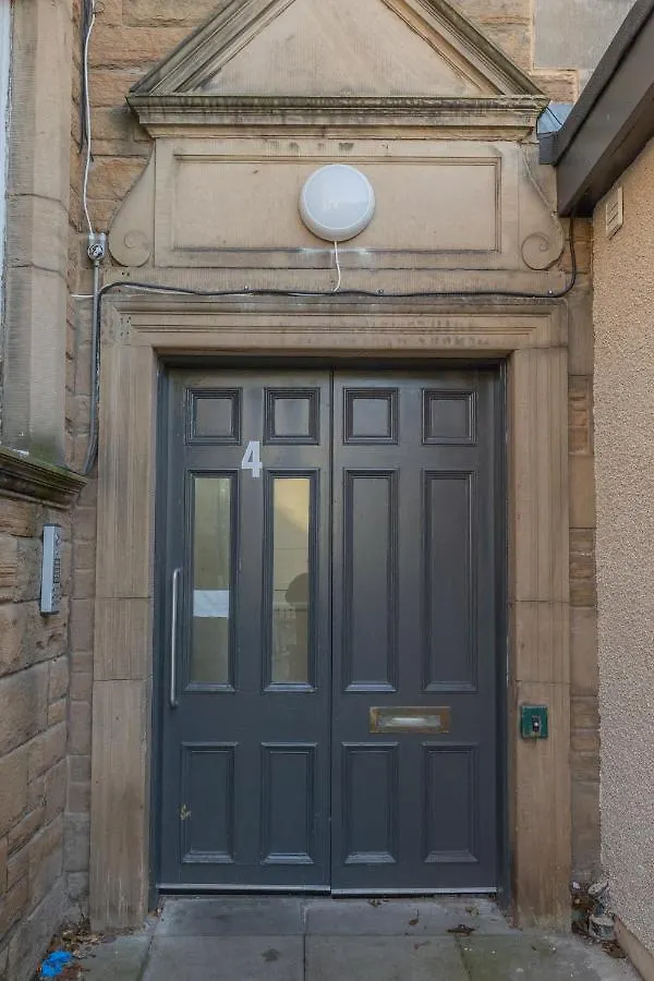 New 3-Bedroom Apartment Close To City Centre Edinburgh